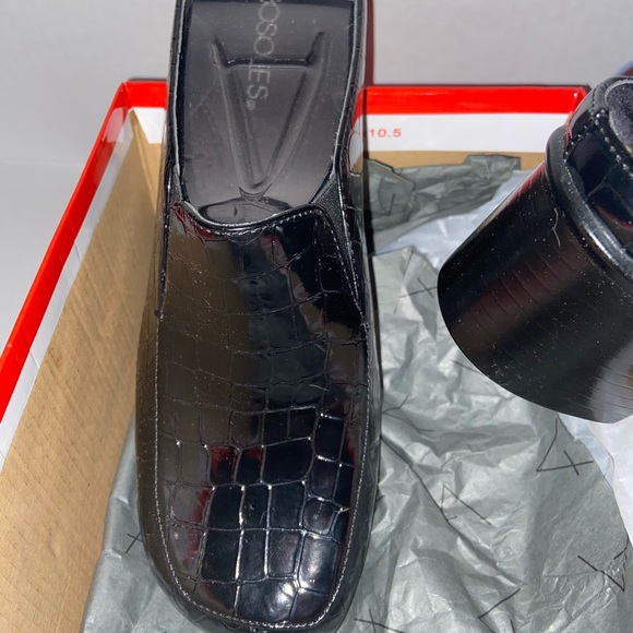 Casual shoes - Picture 2 of 3